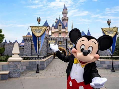 Paris-Disney - Studio 1 Min Gare Bussy-Saint-Georges Exterior photo